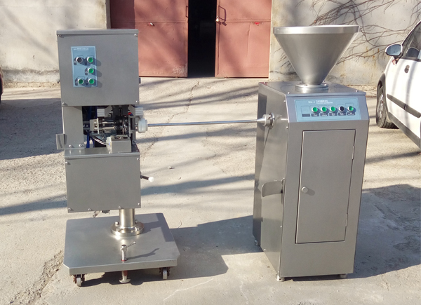 小型火腿腸設(shè)備